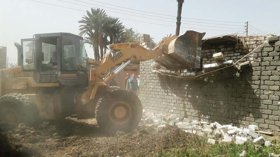 حملة ازالات.. أرشيفية حملة ازالات.. أرشيفية