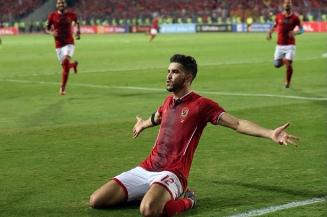 وليد أزارو مهاجم النادي الاهلي