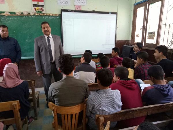 قافلة تعليمية