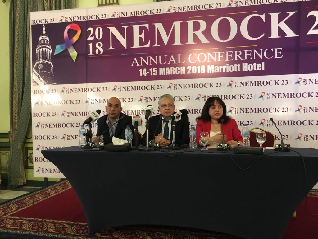  الدكتور محسن مختار مدير مركز اورام كليك طب جامعة القاهرة