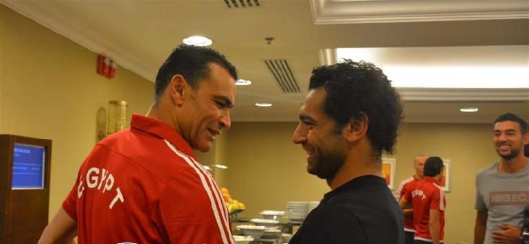محمد صلاح وعصام الحضري