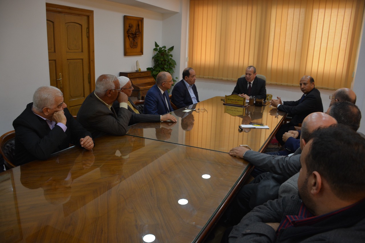 محافظ دمياط يعلن تخفيض سعر الأبلكاش إلى 95 جنيها 