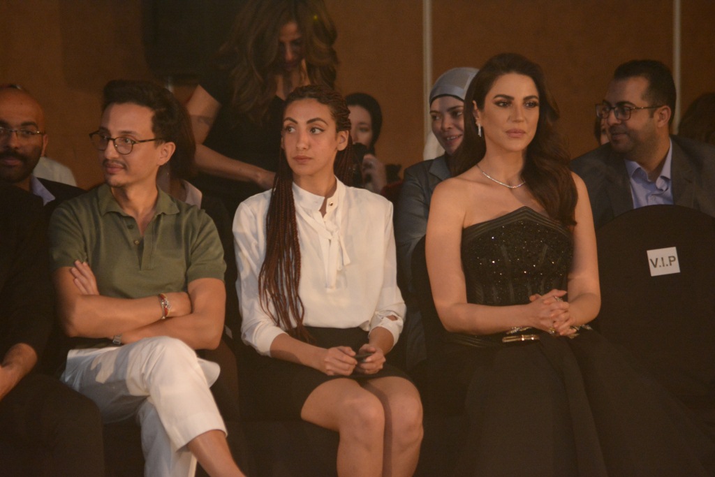 الفنانة درة الفنانة درة