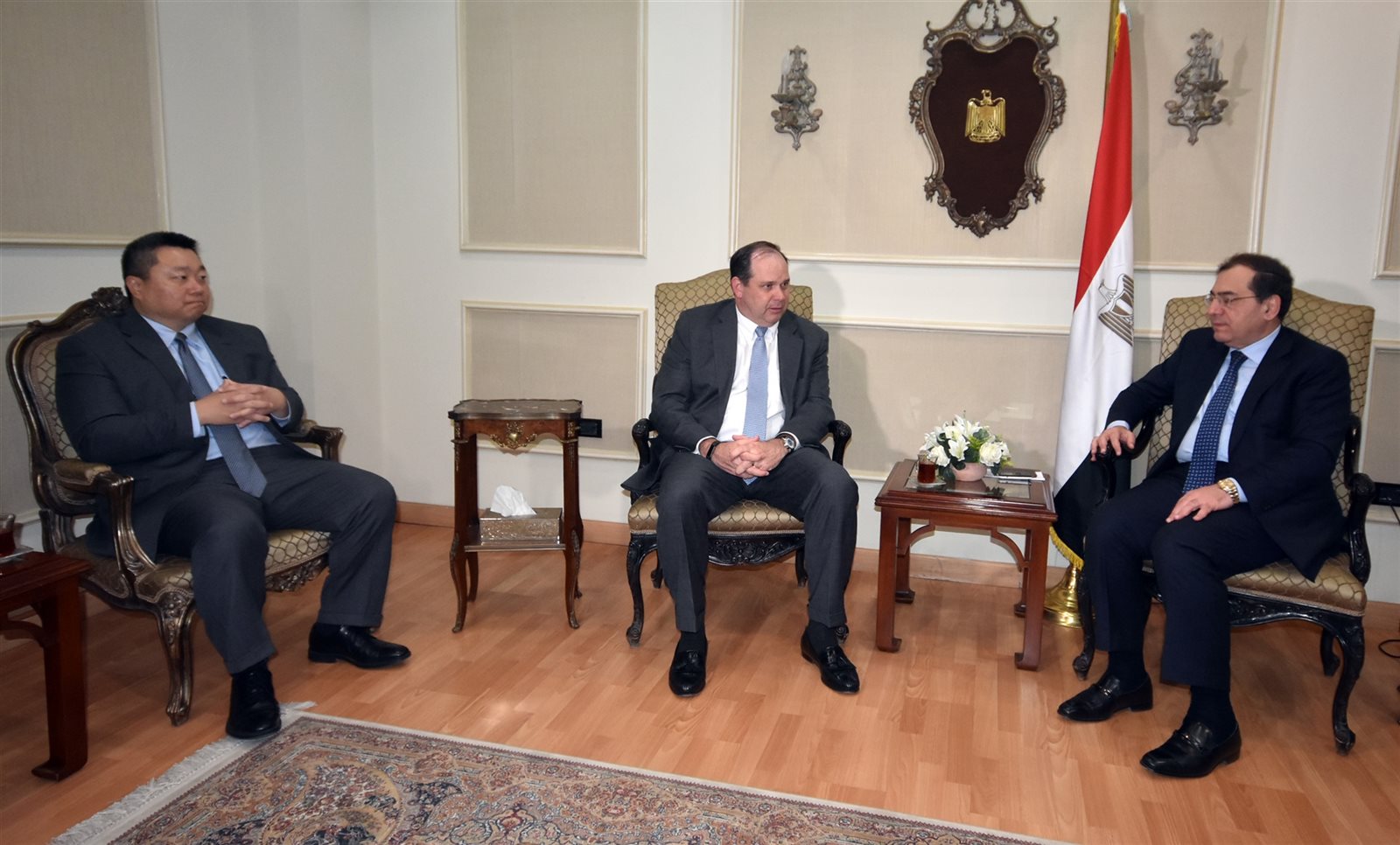 جانب من المباحثات جانب من المباحثات