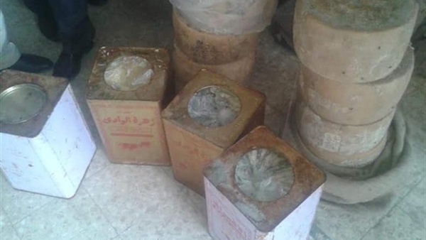 ضبط أطنان جبن فاسدة - ارشيفيه