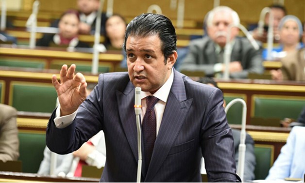 علاء عابد علاء عابد