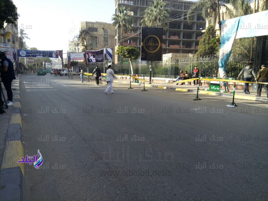 انتشار امني مكثف أمام اللجان الانتخابية