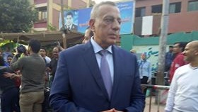 محافظ الجيزة يتفقد اللجان الانتخابية