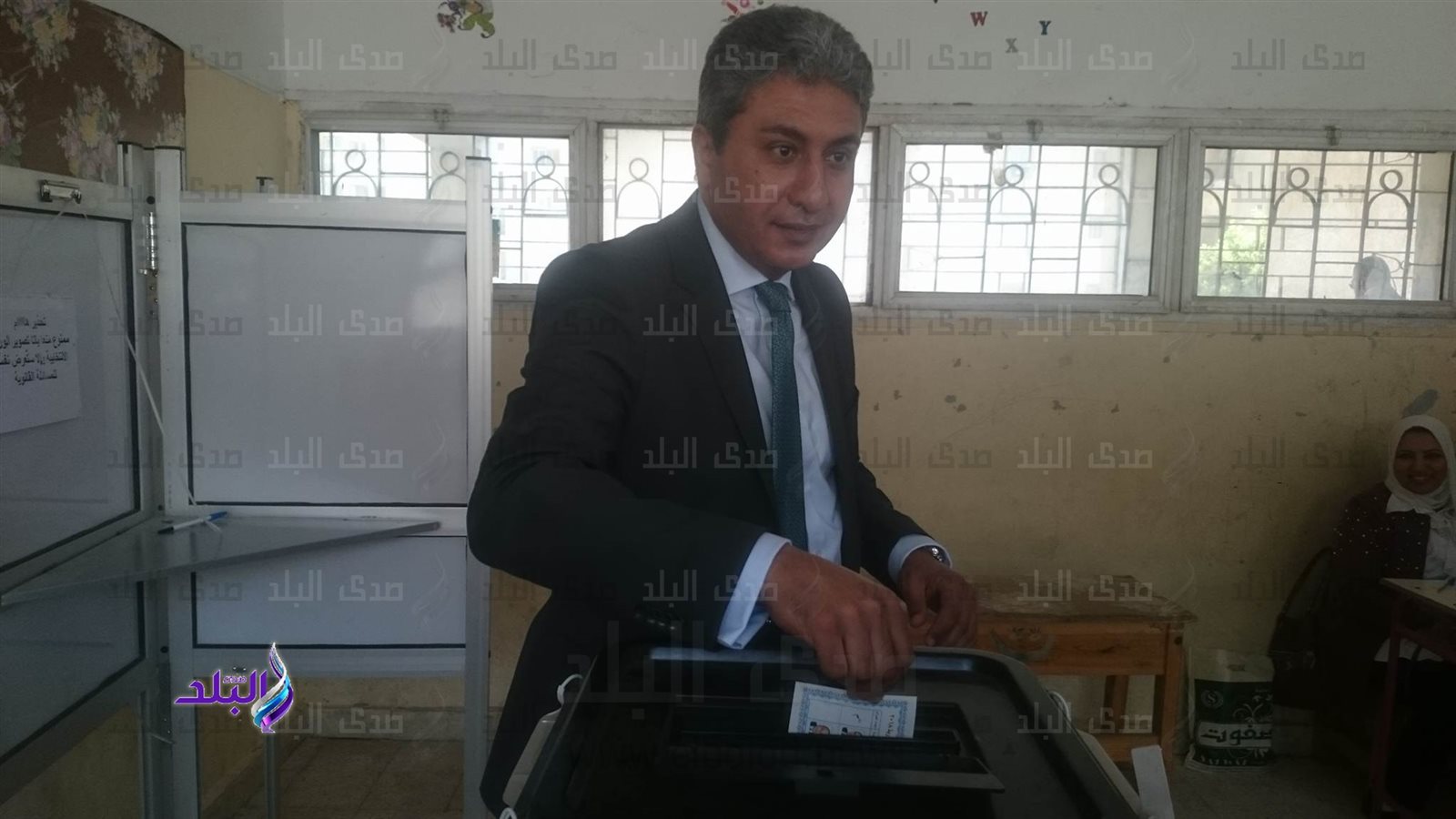 وزير الطيران المدني شريف فتحي يدلي بصوته