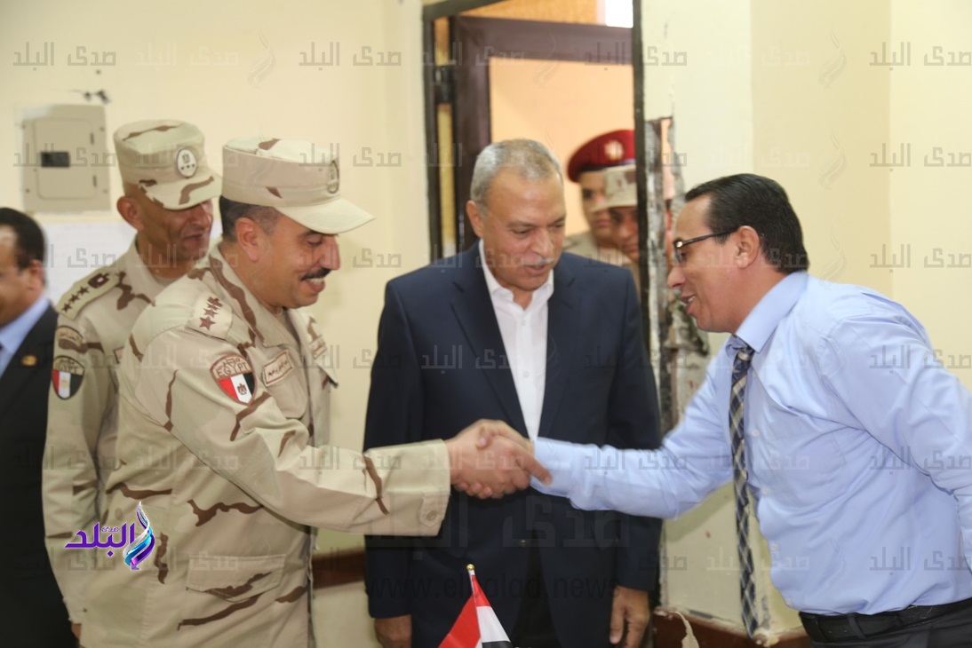 للواء عبدالحميد الهجان محافظ قنا