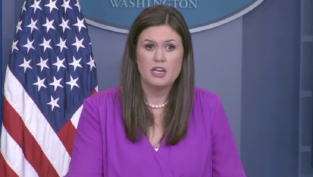 سارة ساندرز المتحدثة باسم البيت الأبيض