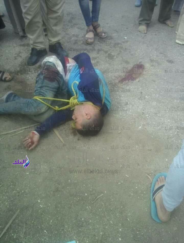 أهالى قرية بالشرقية يضبطون لصًا حاول قطع طريق أهالى قرية بالشرقية يضبطون لصًا حاول قطع طريق