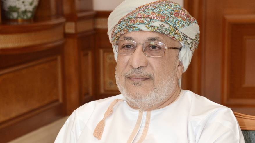 رئيس مجلس الدولة العماني الدكتور يحيى بن محفوظ المنذري رئيس مجلس الدولة العماني الدكتور يحيى بن محفوظ المنذري