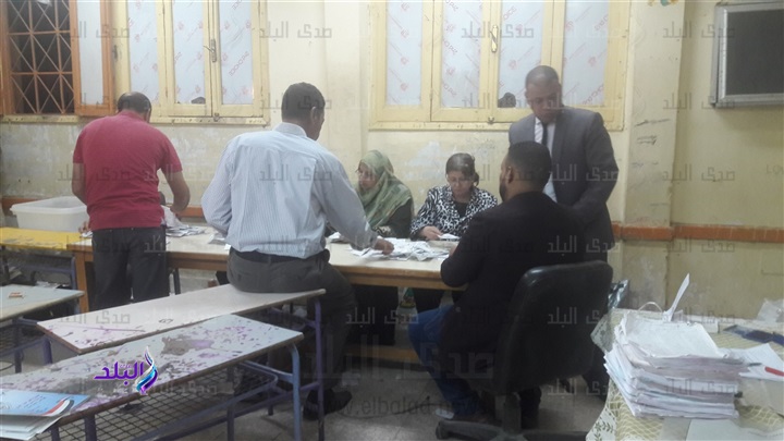 بدء فرز الأصوات بدء فرز الأصوات