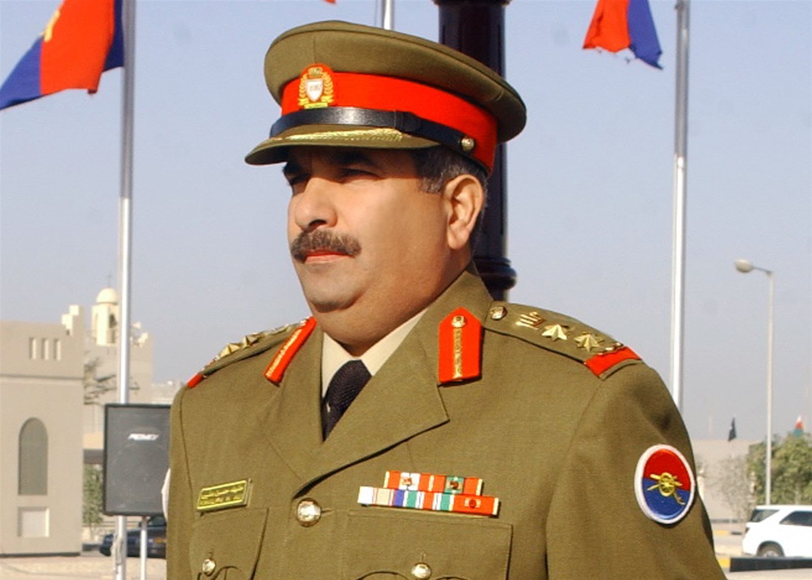 العقيد الركن الشيخ خليفة بن حسن علي آل خليفة العقيد الركن الشيخ خليفة بن حسن علي آل خليفة
