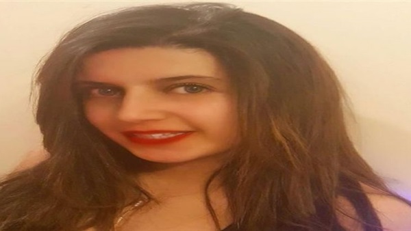 الطالبة المصرية مريم الطالبة المصرية مريم