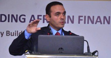 الدكتور مدحت نافع رئيس الشركة القابضة للصناعات المعدنية الدكتور مدحت نافع رئيس الشركة القابضة للصناعات المعدنية