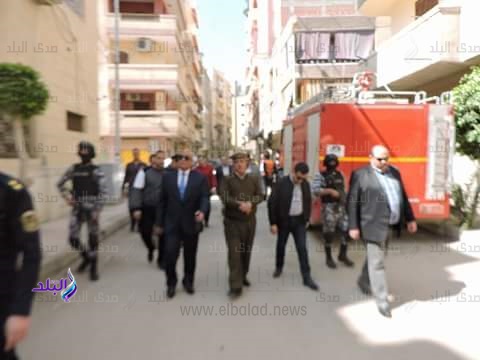 مدير أمن البحيرة يتفقد عمليات تأمين الكنائس بدمنهور مدير أمن البحيرة يتفقد عمليات تأمين الكنائس بدمنهور