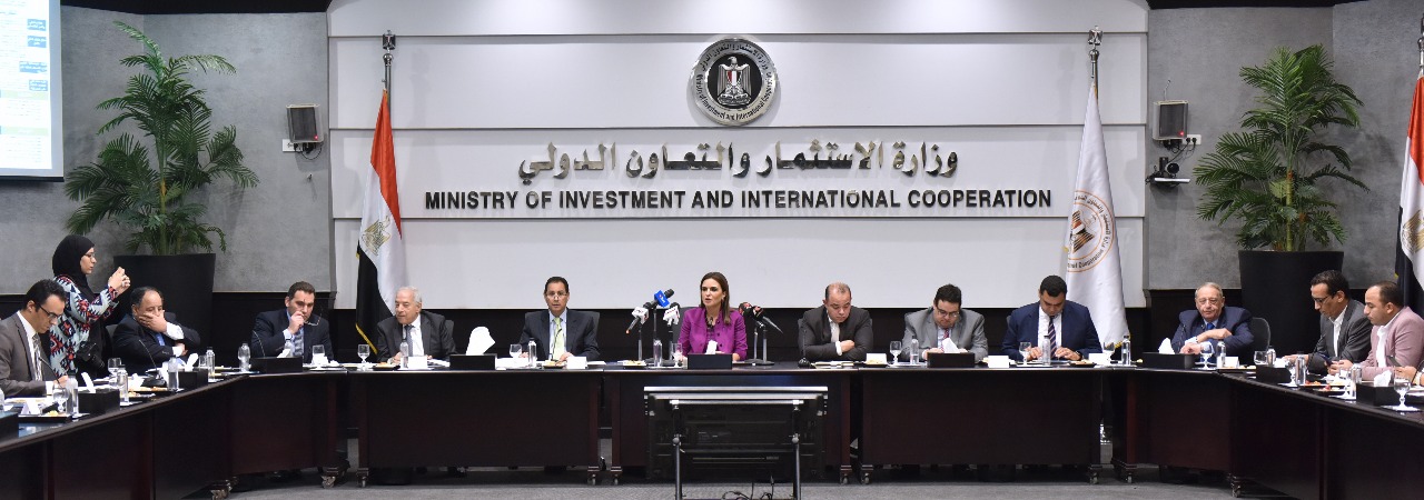 خلال الاجتماع خلال الاجتماع