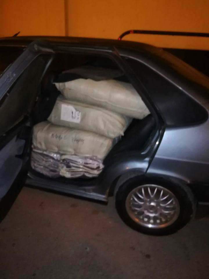  احباط تهريب 550 قطعة ملابس اطفال غير خالصة الرسوم الجمركية 