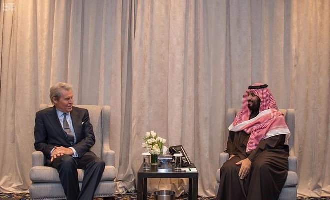 ولي العهد السعودي يلتقي رئيس النادي الاقتصادي في نيويورك