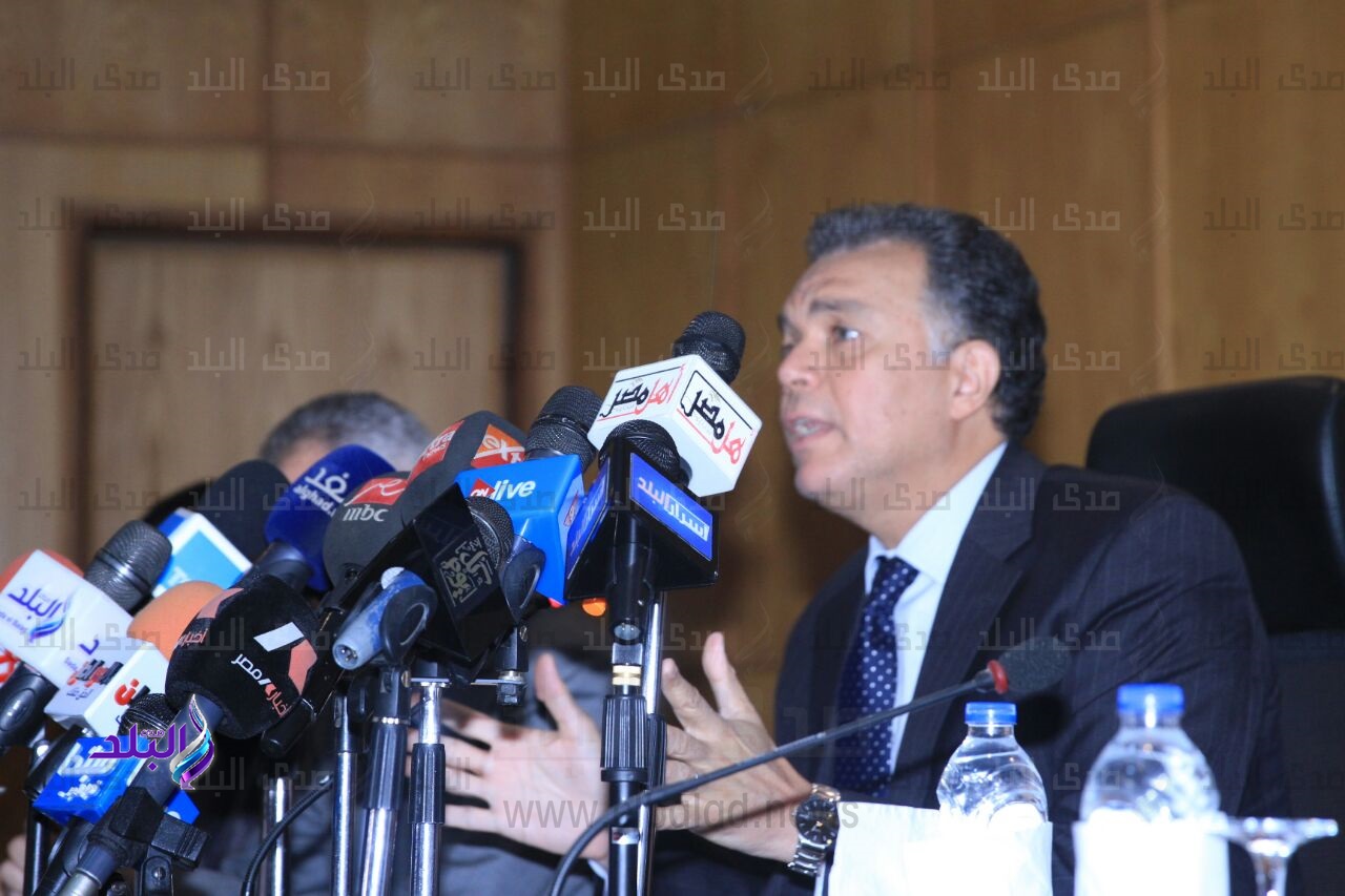 الدكتور هشام عرفات وزير النقل