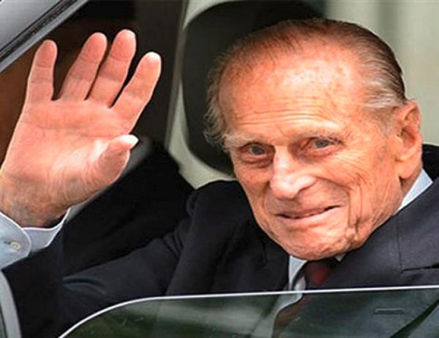 الملكة إليزابيث والأمير فيليب في لند