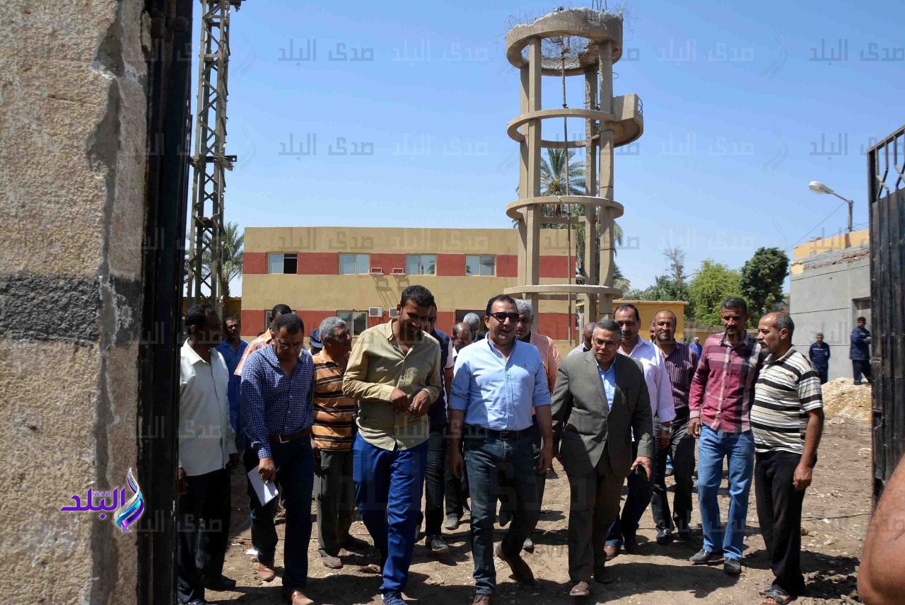محافظ الاقصر يتفقد محطة مرشح مياه الصعايدة.. صور محافظ الاقصر يتفقد محطة مرشح مياه الصعايدة.. صور
