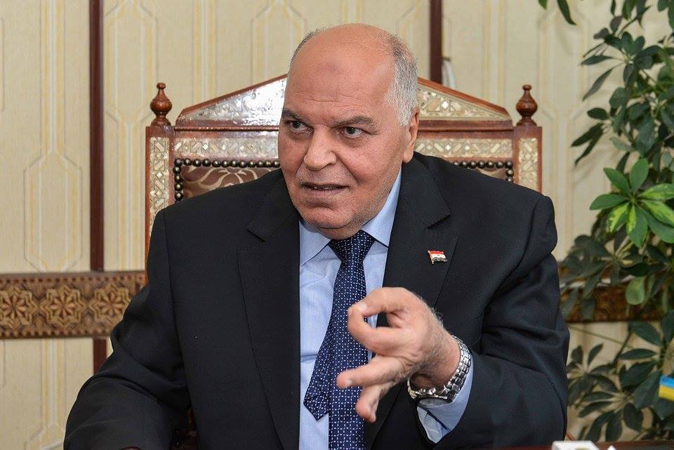 خلف الزناتي نقيب المعلمين 