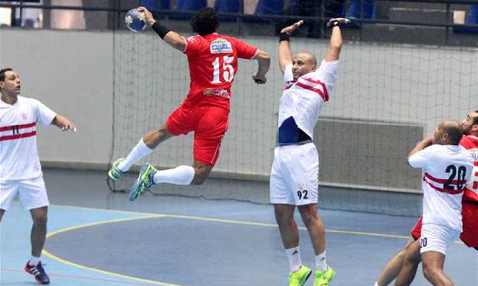 جانب من لقاءات الأهلى والزمالك فى كرة اليد جانب من لقاءات الأهلى والزمالك فى كرة اليد