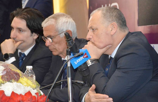 أبو ريدة مع كوبر أبو ريدة مع كوبر