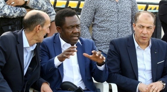 أومبا يتحدث إلى رئيس الاتحاد الليبي الجعفري