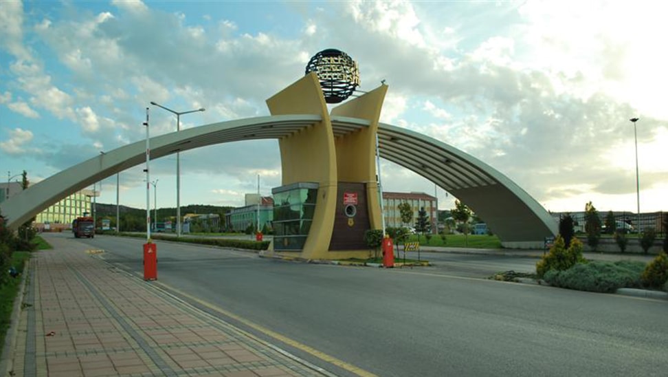 جامعة عثمان غازي التركية