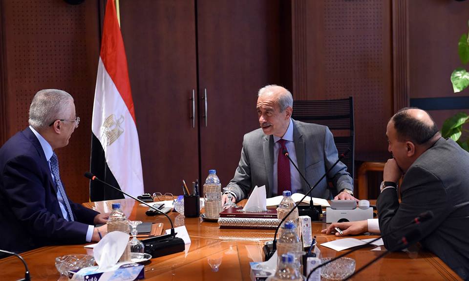 لقاء رئيس الوزراء بوزير التعليم