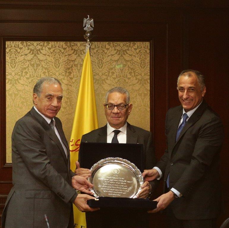 جانب من التكريم 