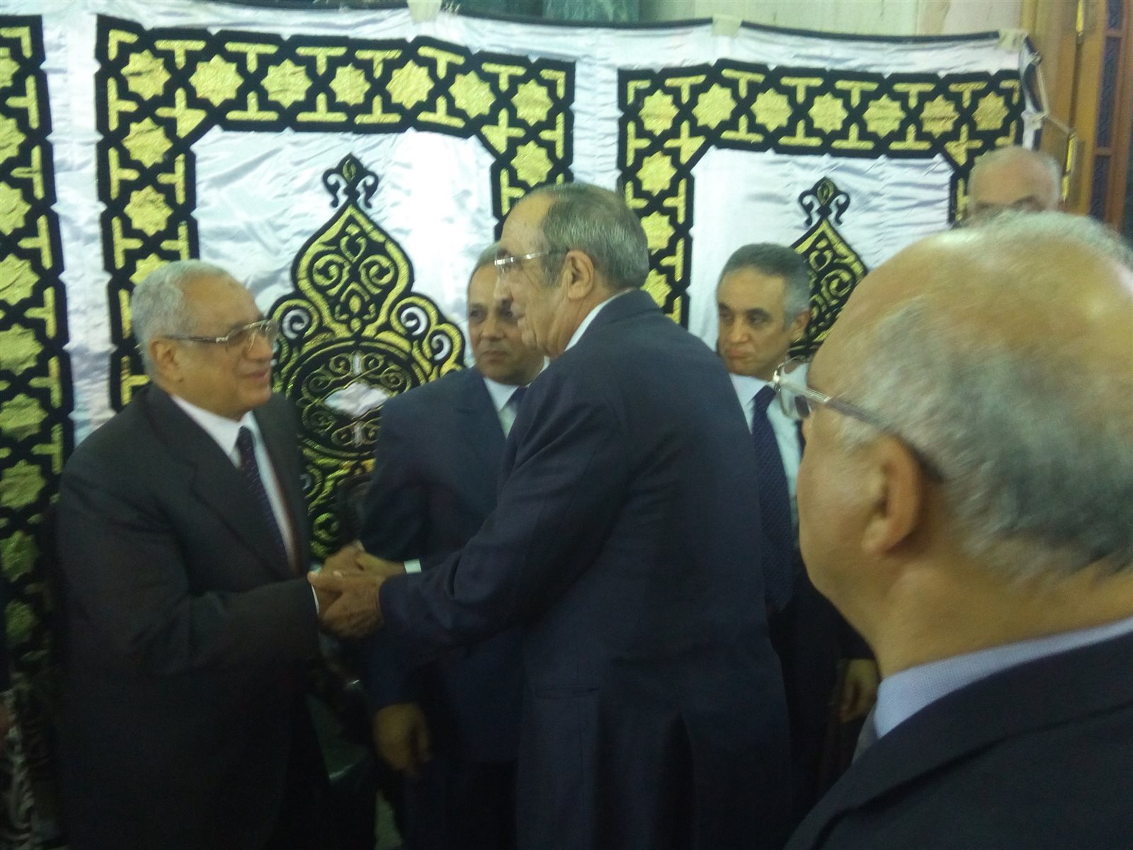 زكريا عزمي