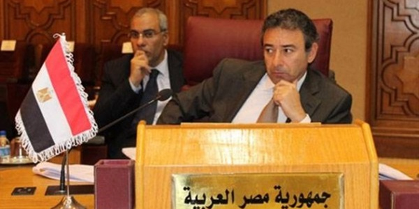 السفير طارق القوني السفير طارق القوني
