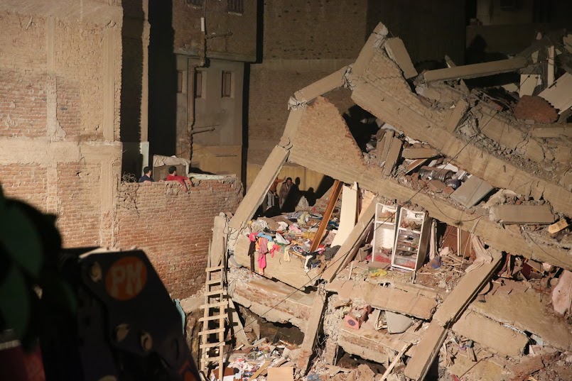 صورة أرشيفية - انتشال جثة سيدة صورة أرشيفية - انتشال جثة سيدة