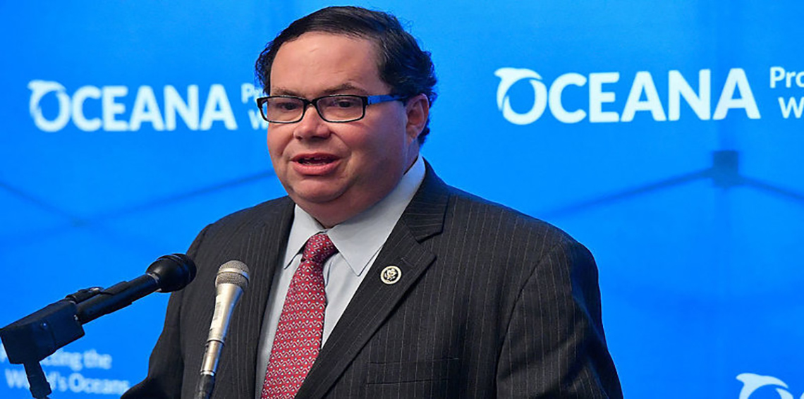 عضو الكونجرس الأمريكي فارينتهولد