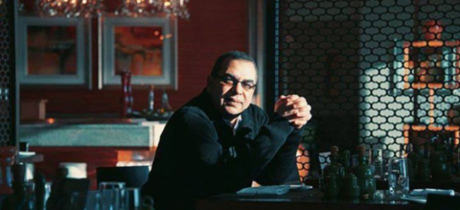 الكاتب الروائي أحمد خالد توفيق