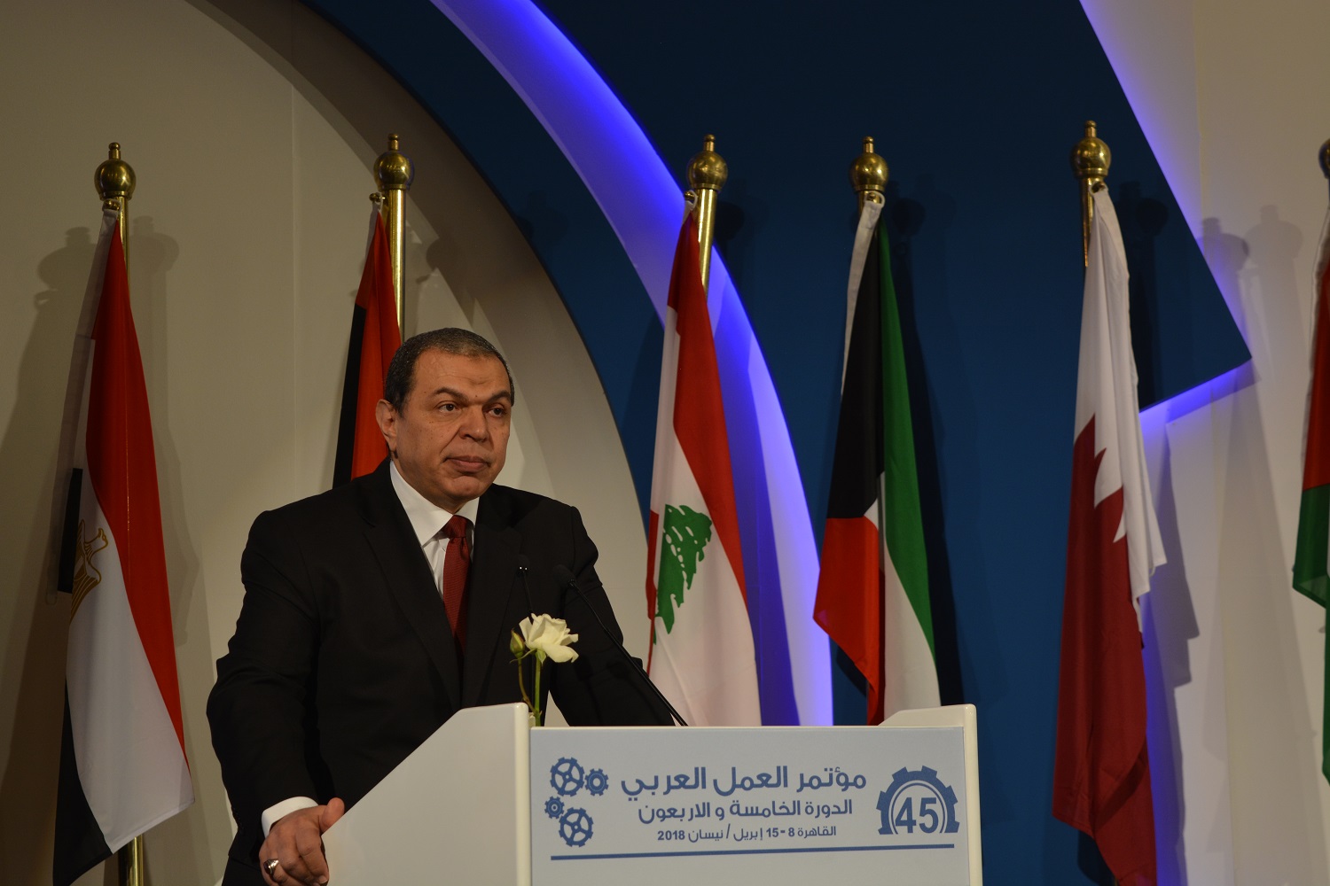 وزير القوى العاملة