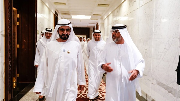 حاكم دبي مع المواطن المزروعي حاكم دبي مع المواطن المزروعي