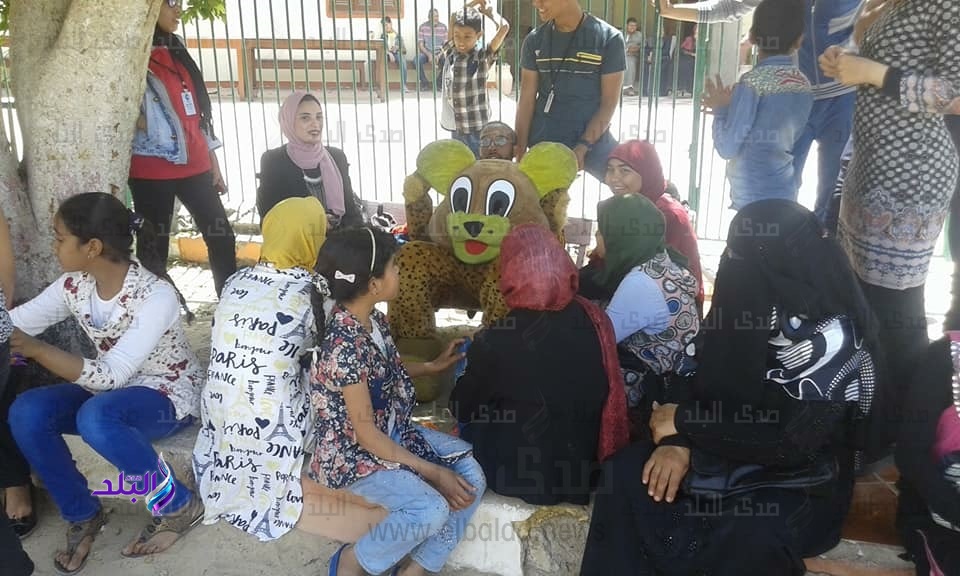 مستقبل وطن قنا ينظم احتفالية للأيتام بعروض ترفيهية و غنائية