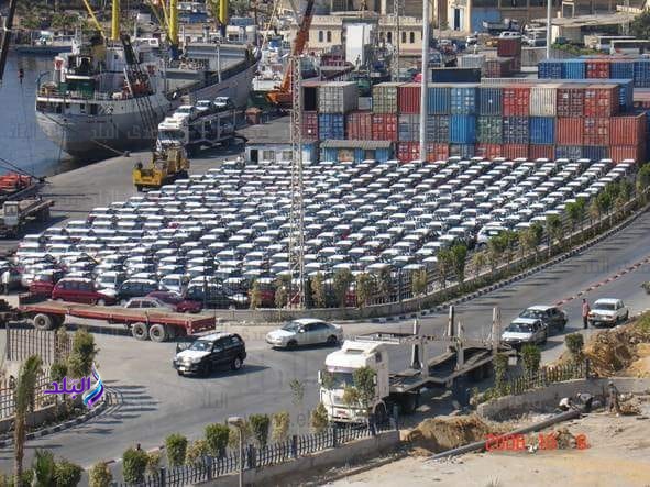 سفن وبضائع بميناء الإسكندرية سفن وبضائع بميناء الإسكندرية