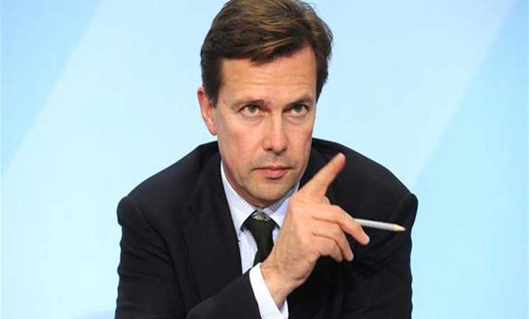  شتيفن زايبرت المتحدث باسم الحكومة الالمانية