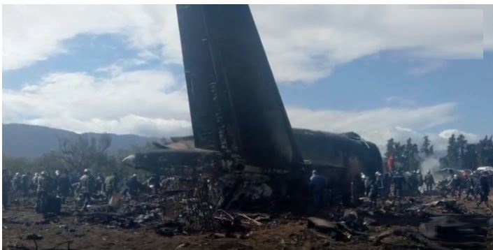 سقوط طائرة عسكرية جزائرية