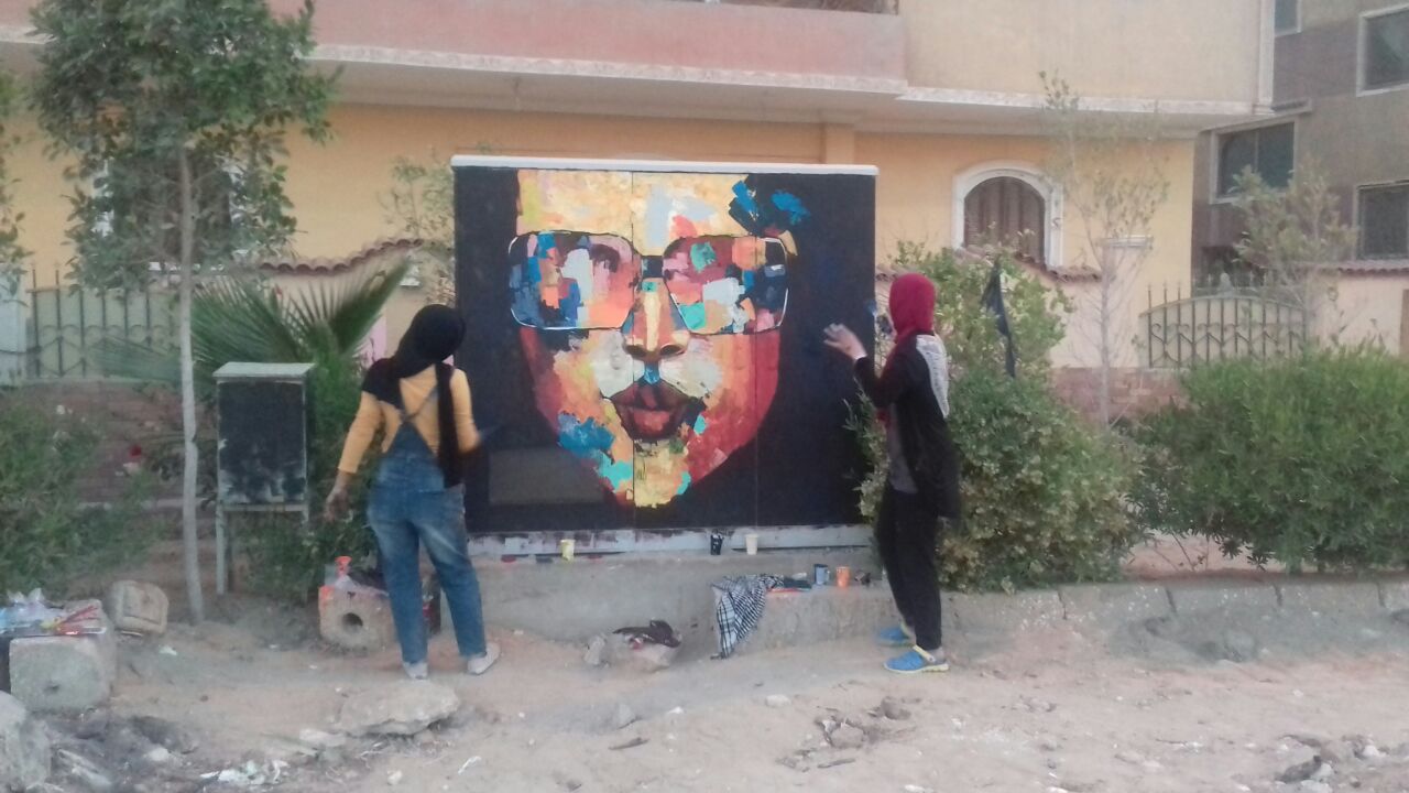 طلبة "الفنون الجميلة" ينفذون المبادرة