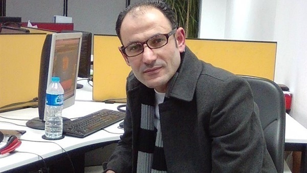 الكاتب الصحفي رضا نايل