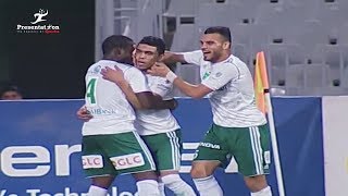 محمد حمدي وسط لاعبي المصري 