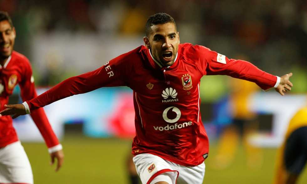 مؤمن زكريا لاعب الأهلي